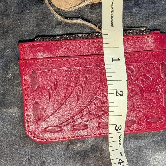 Labrado Leather - Red / Maroon "Tart" Hand-Tooled Small Coin Purse - NWT - Picture 6 of 6